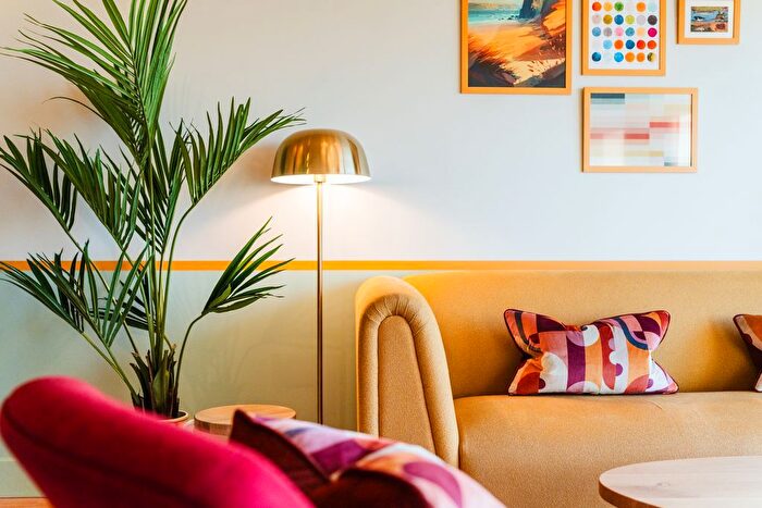 1 Bedroom Studio To Rent In Sea Space Watergate Road, Newquay, TR7