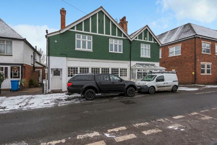 4 Bedroom Semi-Detached House To Rent In Sunninghill, Ascot, SL5