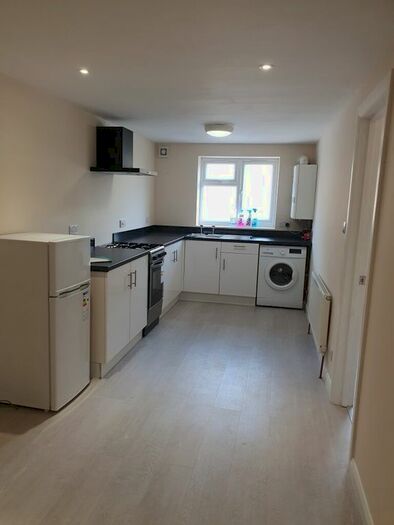3 Bedroom Flat To Rent In Church Road, Mitcham, CR4