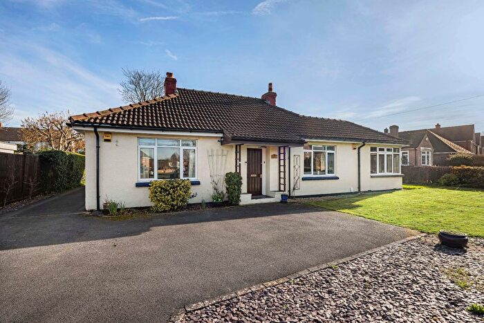 4 Bedroom Bungalow For Sale In Alma Road, Cheltenham, Gloucestershire, GL51