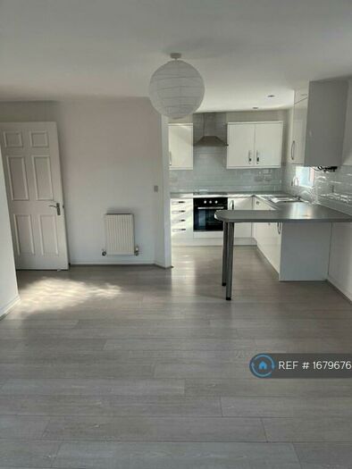 3 Bedroom Flat To Rent In Bethel Grove, Liverpool, L17