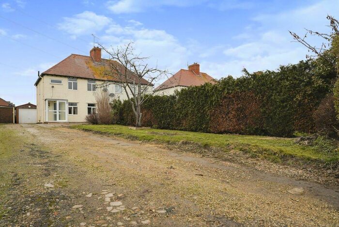 3 Bedroom Semi-Detached House For Sale In Stratford Road, Honeybourne, Evesham, Worcestershire WR11