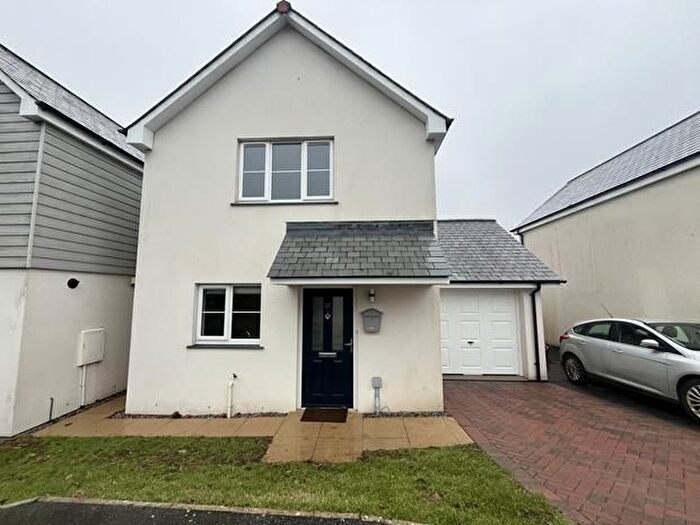 2 Bedroom Detached House To Rent In Beechwood Drive, Dobwalls, PL14