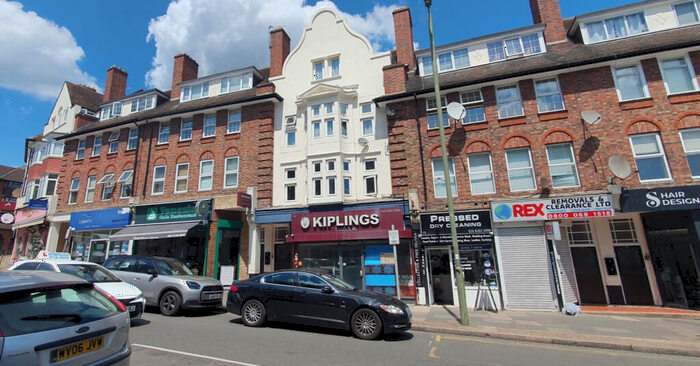 4 Bedroom Flat To Rent In Finchley Lane, Hendon, NW4