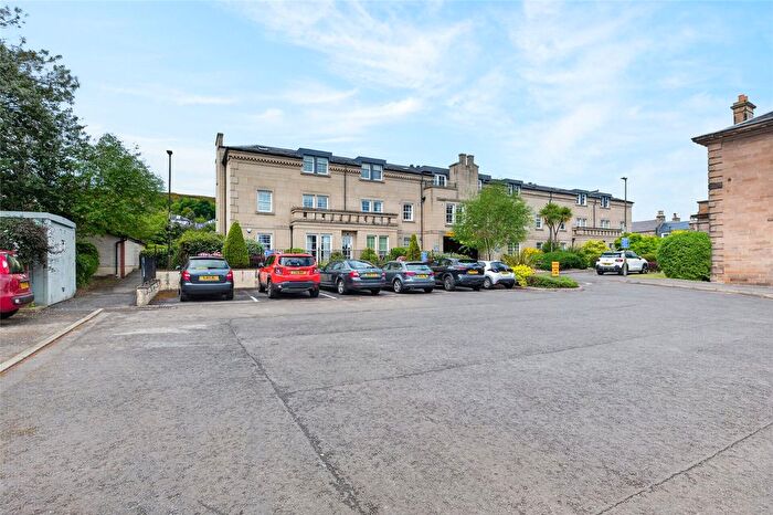 2 Bedroom Flat For Sale In / Willowbrae Road, Duddingston, Edinburgh, EH8