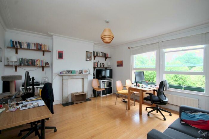 1 Bedroom Flat To Rent In Queens Drive, Finsbury Park, N4