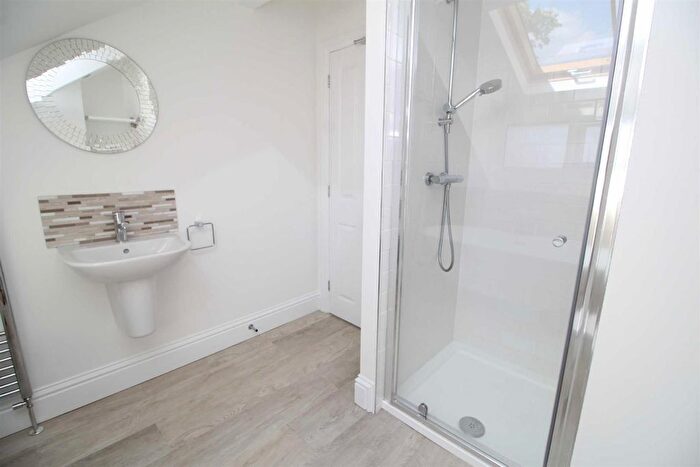 2 Bedroom Flat To Rent In Chandos Road, Chorlton, Manchester, M21