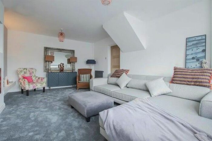 4 Bedroom Flat To Rent In Tulse Hill, London, SW2