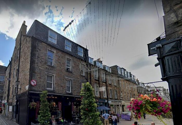 2 Bedroom Flat To Rent In Rose Street South Lane, Edinburgh, EH2