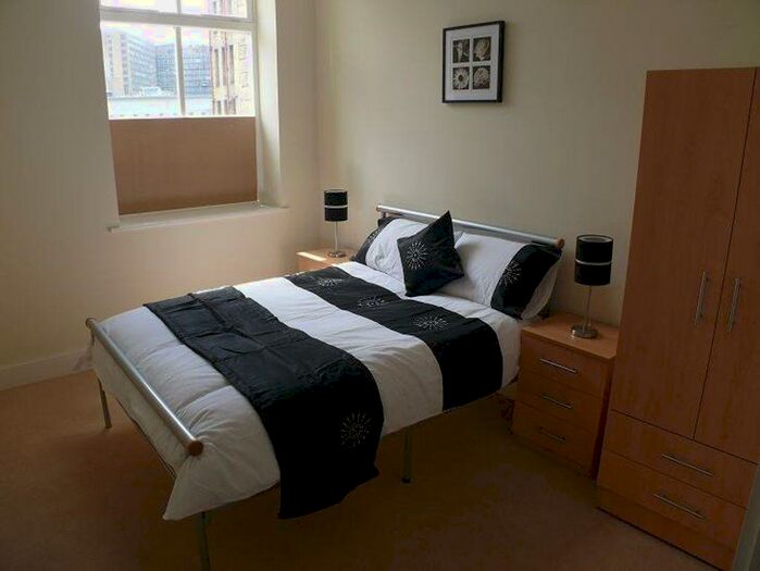 1 Bedroom Apartment To Rent In Bradford City Centre, BD1