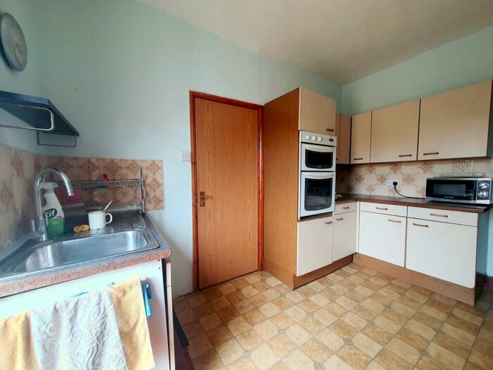 1 Bedroom Flat To Rent In Bounds Green Road, Bounds Green, N11