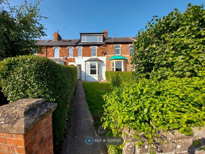 5 Bedroom Terraced House To Rent In Alexandra Terrace, Marlborough, SN8