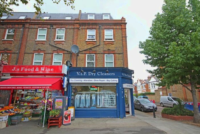 Studio To Rent In Lower Mortlake Road, Kew, Richmond, TW9