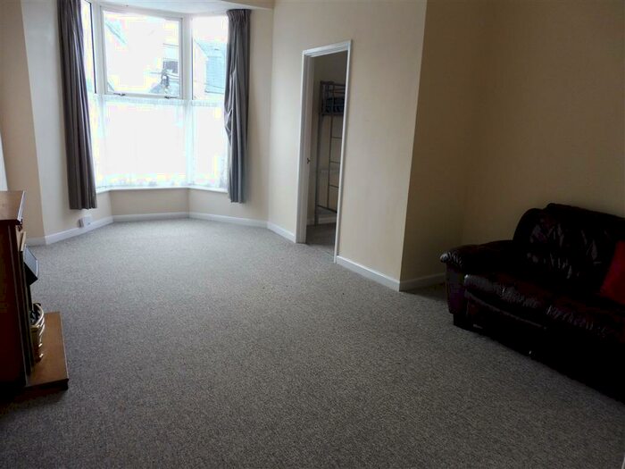 2 Bedroom Flat To Rent In Headland Park, Plymouth, PL4