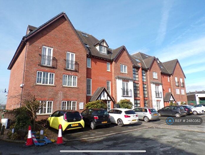 1 Bedroom Flat To Rent In Lyme Place, Dukinfield, SK16