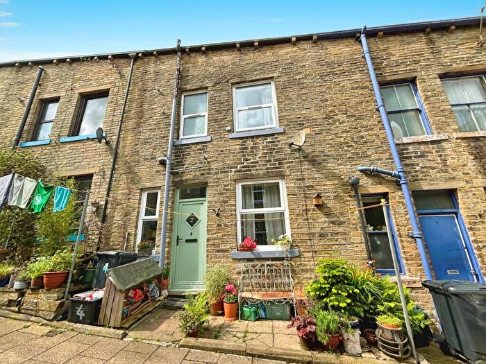 2 Bedroom Terraced House For Sale In Eton Street, Hebden Bridge, HX7