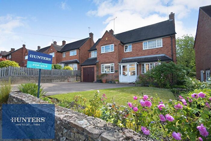4 Bedroom Detached House For Sale In Deerlands Road, Ashgate, Chesterfield, S40