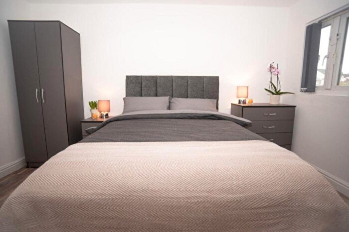 1 Bedroom House To Rent In Hagley Road West, Smethwick, B67