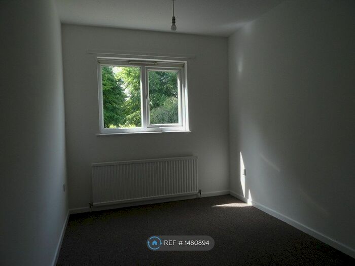 2 Bedroom Flat To Rent In Apsley Court, Norwich, NR5