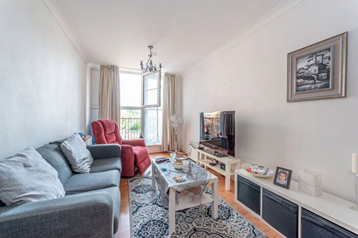 1 Bedroom Flat To Rent In Hartington Road, West Ealing, London, W13