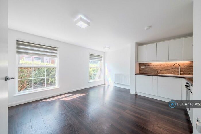 1 Bedroom Flat To Rent In Princess Street, Luton, LU1