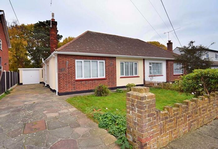2 Bedroom Bungalow To Rent In Orchill Drive, Hadleigh, Benfleet, SS7