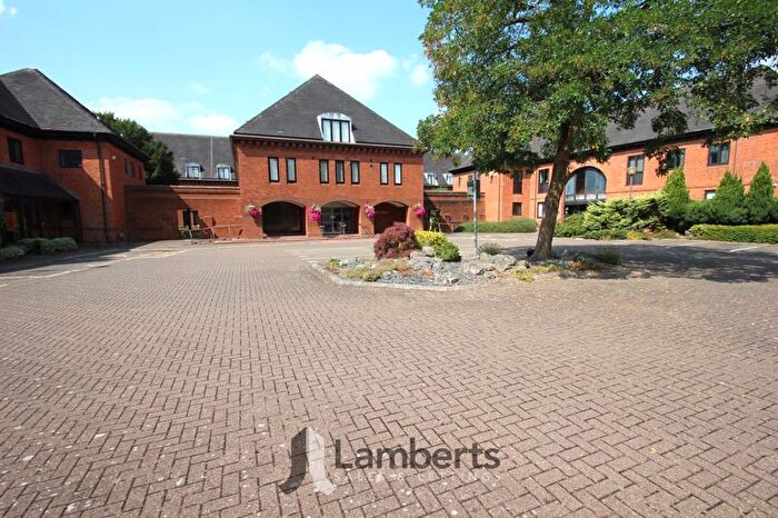 2 Bedroom Flat For Sale In Ipsley Manor, Berrington Close, Ipsley, Redditch, B98