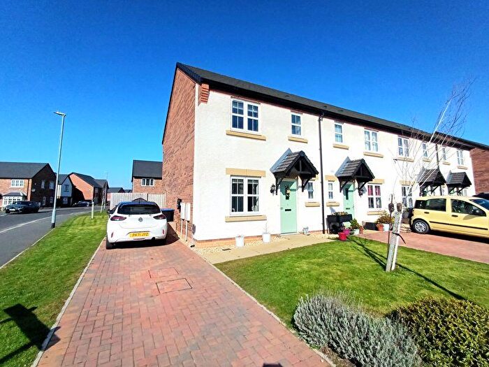 3 Bedroom Semi-Detached House For Sale In Bellflower Place, Poulton-Le-Fylde, FY6