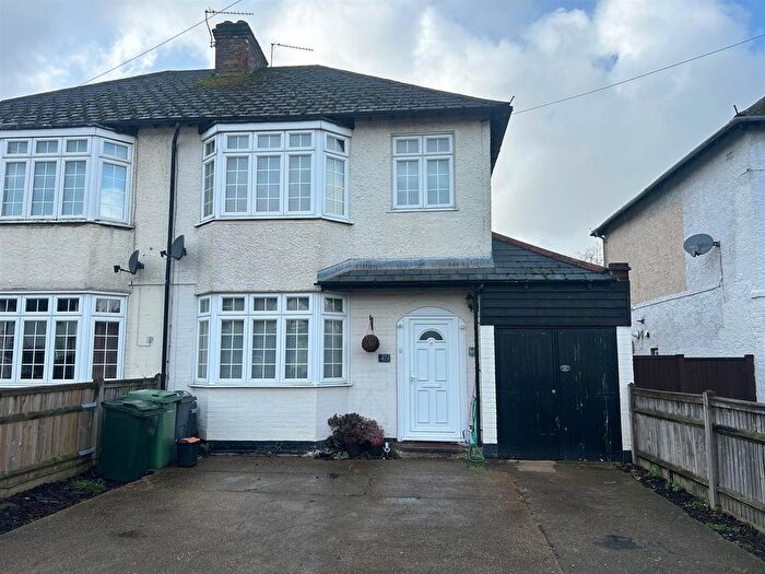 3 Bedroom Semi Detached House To Rent In Loose Road, Maidstone, ME15