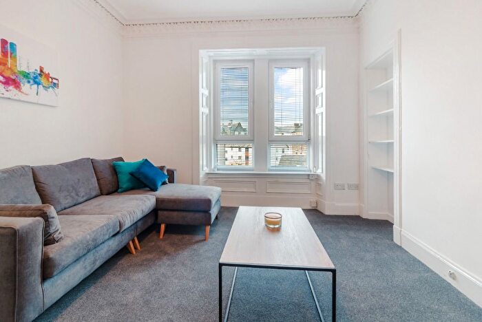 2 Bedroom Flat To Rent In Albert Street, Baxter Park, Dundee, DD4