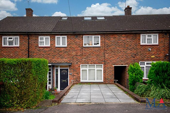 4 Bedroom Terraced House For Sale In Ashley Drive, Borehamwood, WD6