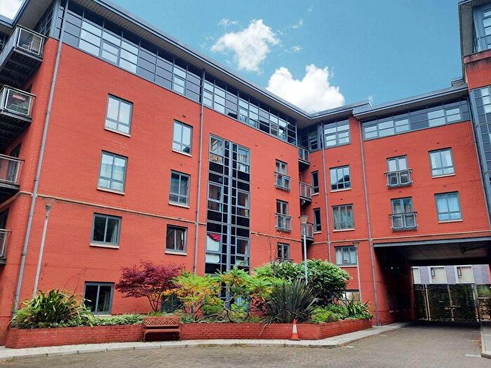 2 Bedroom Apartment To Rent In Ellesmere Street, Manchester, M15