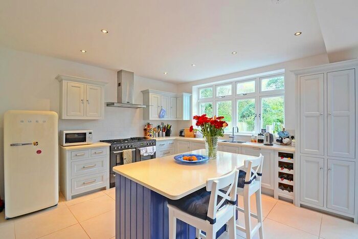 5 Bedroom Semi-Detached House To Rent In Meadow Road, Claygate, KT10