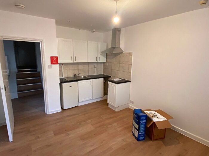 Studio To Rent In Loveridge Road, Kilburn London, NW6