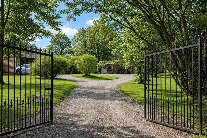 5 Bedroom Detached House For Sale In North Of Leamington, Undergoing Renovation, Acre, CV8