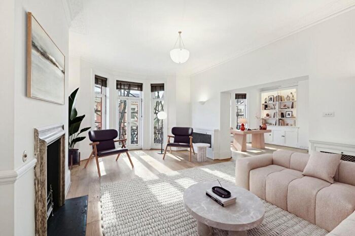 5 Bedroom Flat To Rent In Drayton Gardens, The Boltons, SW10