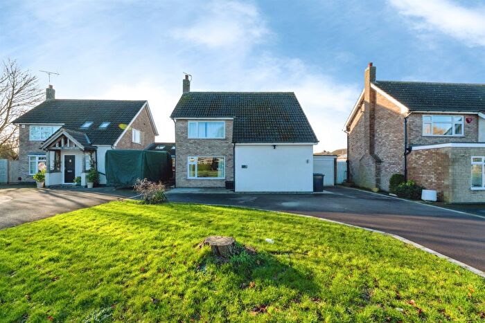 3 Bedroom Detached House For Sale In Chestnut Way, East Goscote, Leicester, LE7