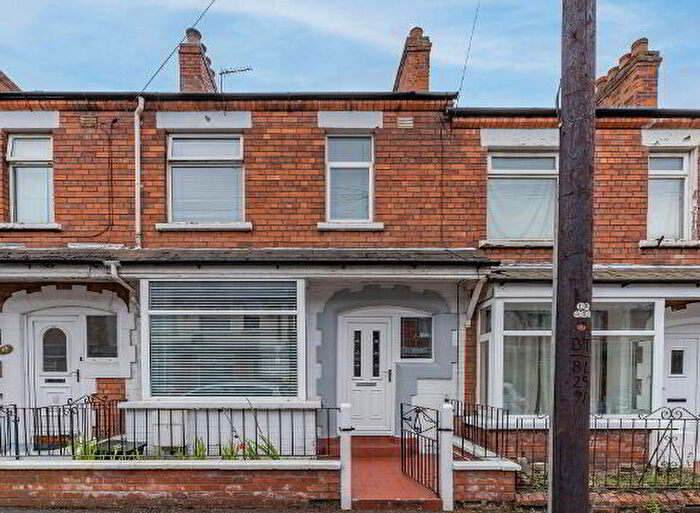 3 Bedroom Mid Terraced House For Sale In Tildarg Street, Belfast, BT6
