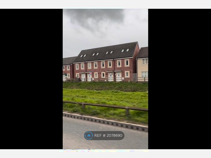 3 Bedroom Terraced House To Rent In Regal Walk, Bridgwater, TA6