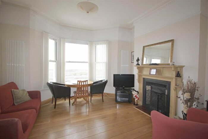2 Bedroom Flat To Rent In Eastern Esplanade, Southend-On-Sea, SS1