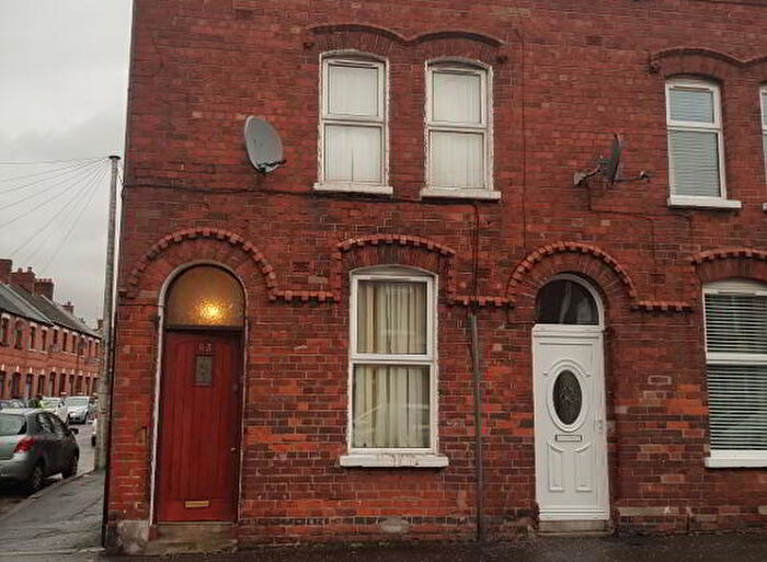 1 Bedroom Double Rooms To Rent In Room, Cavendish Street, Belfast, BT12