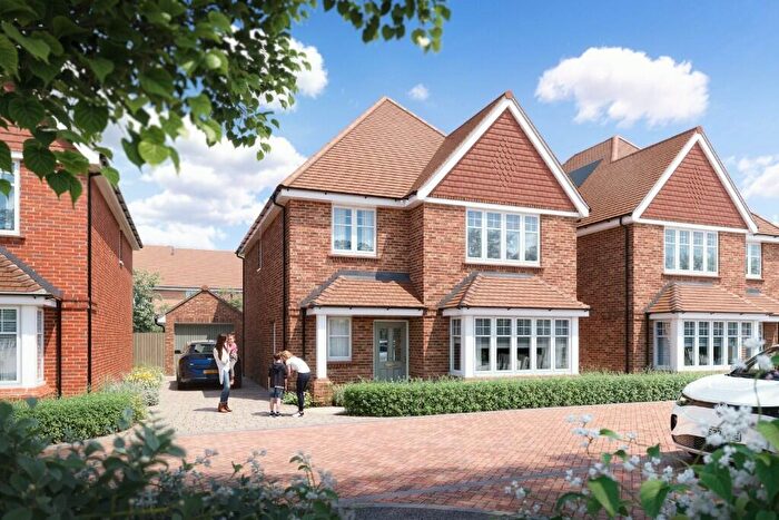 4 Bedroom Detached House For Sale In Hitches Lane, Crookham Village, Fleet, GU51