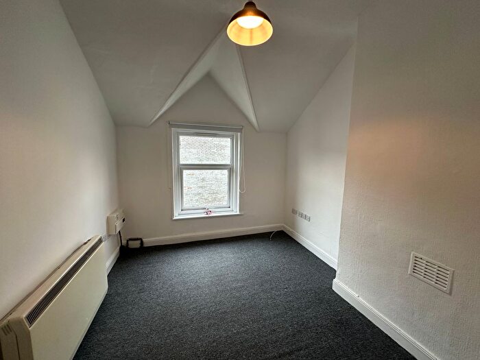 1 Bedroom Flat To Rent In St. Michaels Road, Bournemouth, BH2