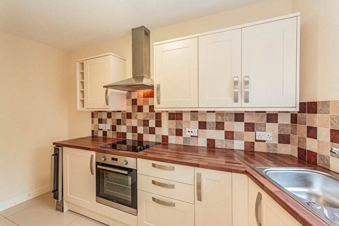 2 Bedroom Apartment To Rent In Red Bank Road, Blackpool, FY2