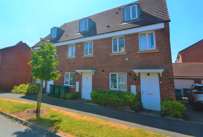 3 Bedroom House To Rent In Signals Drive, Stoke Village, Coventry, West Midlands, CV3