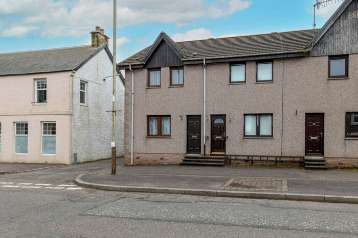 2 Bedroom End Of Terrace House For Sale In Clincart Cottages, Blackford, PH4