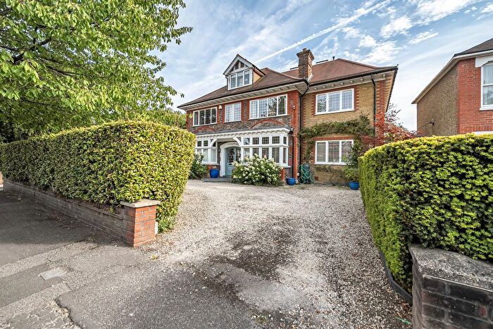 4 Bedroom Detached House For Sale In Thetford Road, New Malden, KT3