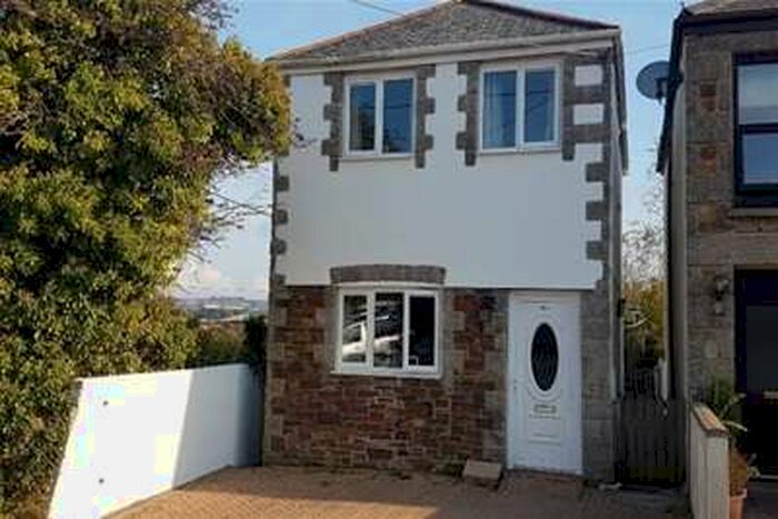 3 Bedroom House To Rent In Illogan, TR16