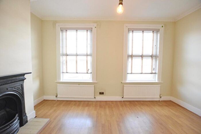 4 Bedroom Terraced House To Rent In Napier Road, Leytonstone, E11