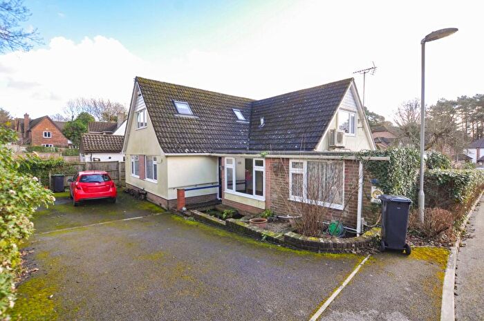 4 Bedroom Bungalow For Sale In Sycamore Place, Wimborne, BH21